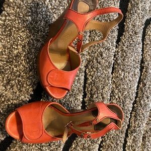Size 38.5 Chloe open toe wedges